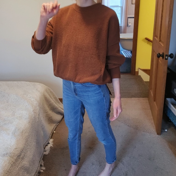 Abercrombie & Fitch sweater - Picture 4 of 4